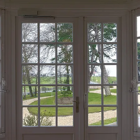 Отель Les D'arromanches, Teritoria