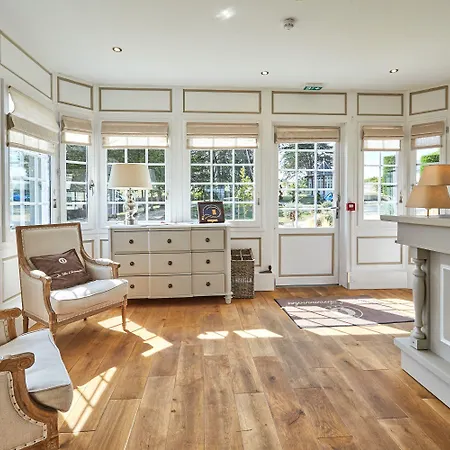 Les D'arromanches, Teritoria Отель Арроманш-ле-Бен