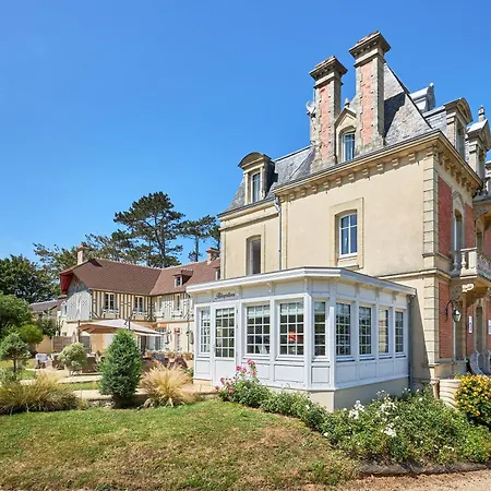 Les D'arromanches, Teritoria Αρρομάνς