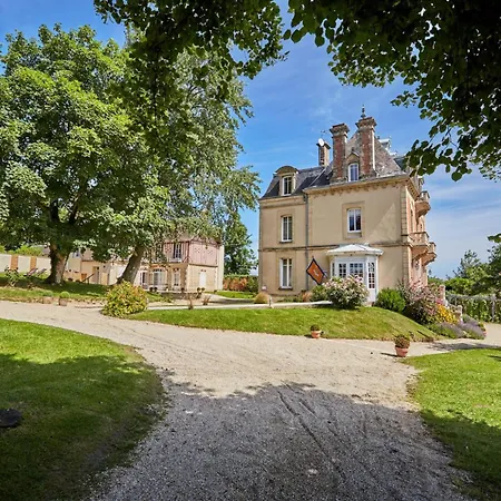 Les D'arromanches, Teritoria Отель