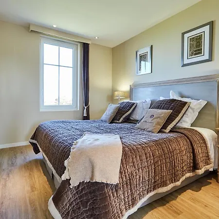 Отель Les D'arromanches, Teritoria 4*