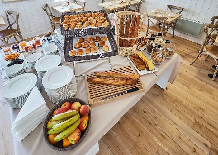 Les D'arromanches, Teritoria 4* Αρρομάνς