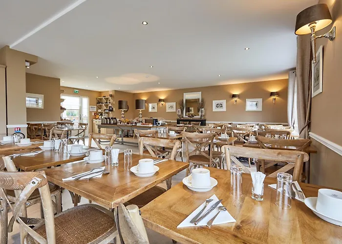 Les D'arromanches, Teritoria 4*