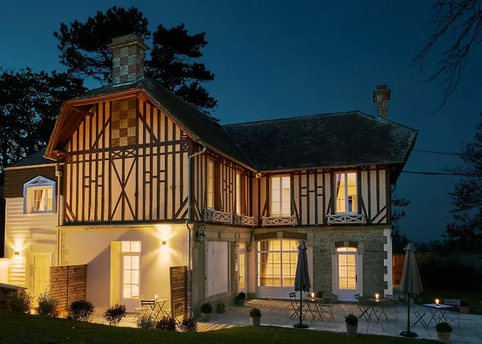 Les D'arromanches, Teritoria Αρρομάνς