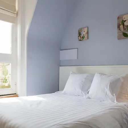 Les D'arromanches, Teritoria 4* アロマンシュ・レ・バン