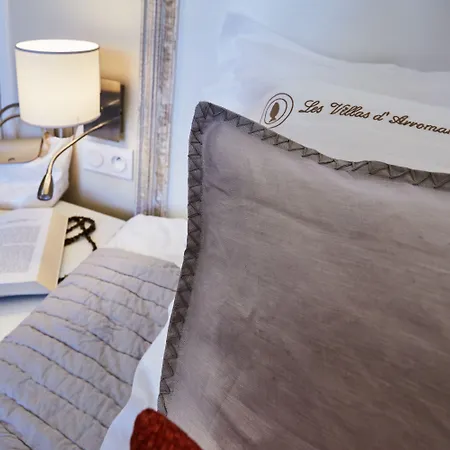 Les D'arromanches, Teritoria מלון ארומנש-לה-באינס