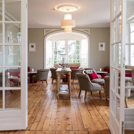 Les D'arromanches, Teritoria מלון 4*