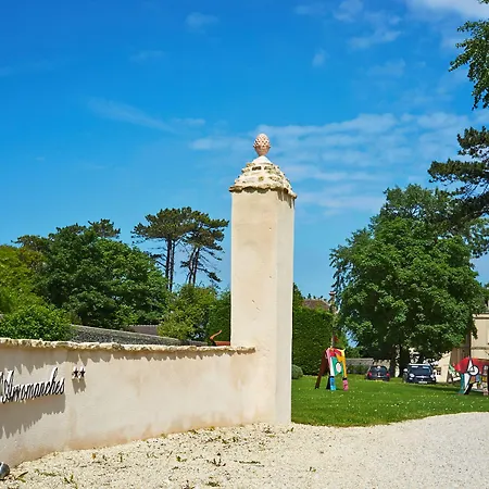 Les D'arromanches, Teritoria 4*