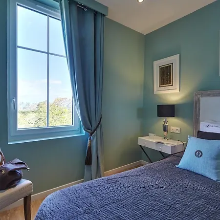 Les D'arromanches, Teritoria ホテル アロマンシュ・レ・バン