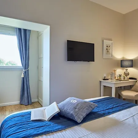 מלון Les D'arromanches, Teritoria