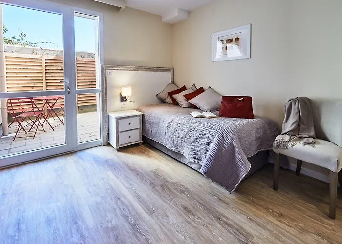 Les D'arromanches, Teritoria 호텔 4*