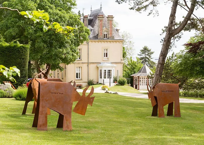 Hotel Les D'arromanches, Teritoria