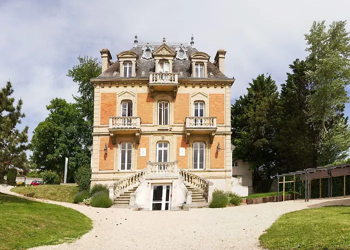 Les D'arromanches, Teritoria Hotel 4*