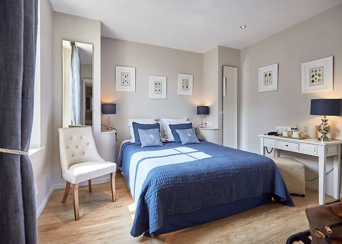 Les D'arromanches, Teritoria Arromanches-les-Bains