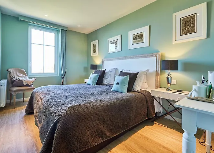 Les D'arromanches, Teritoria Hotel 4*